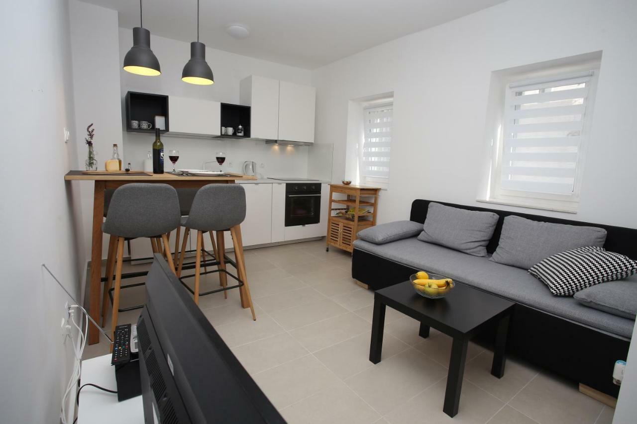 Apartmani Tri Bunje Tribalj 외부 사진