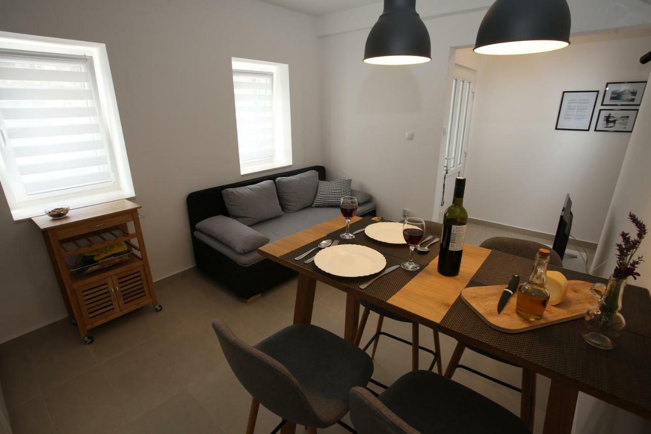 Apartmani Tri Bunje Tribalj 외부 사진
