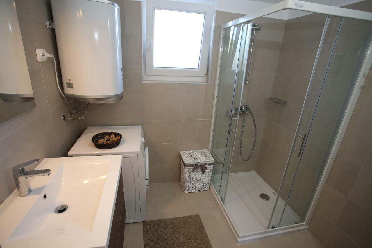 Apartmani Tri Bunje Tribalj 외부 사진